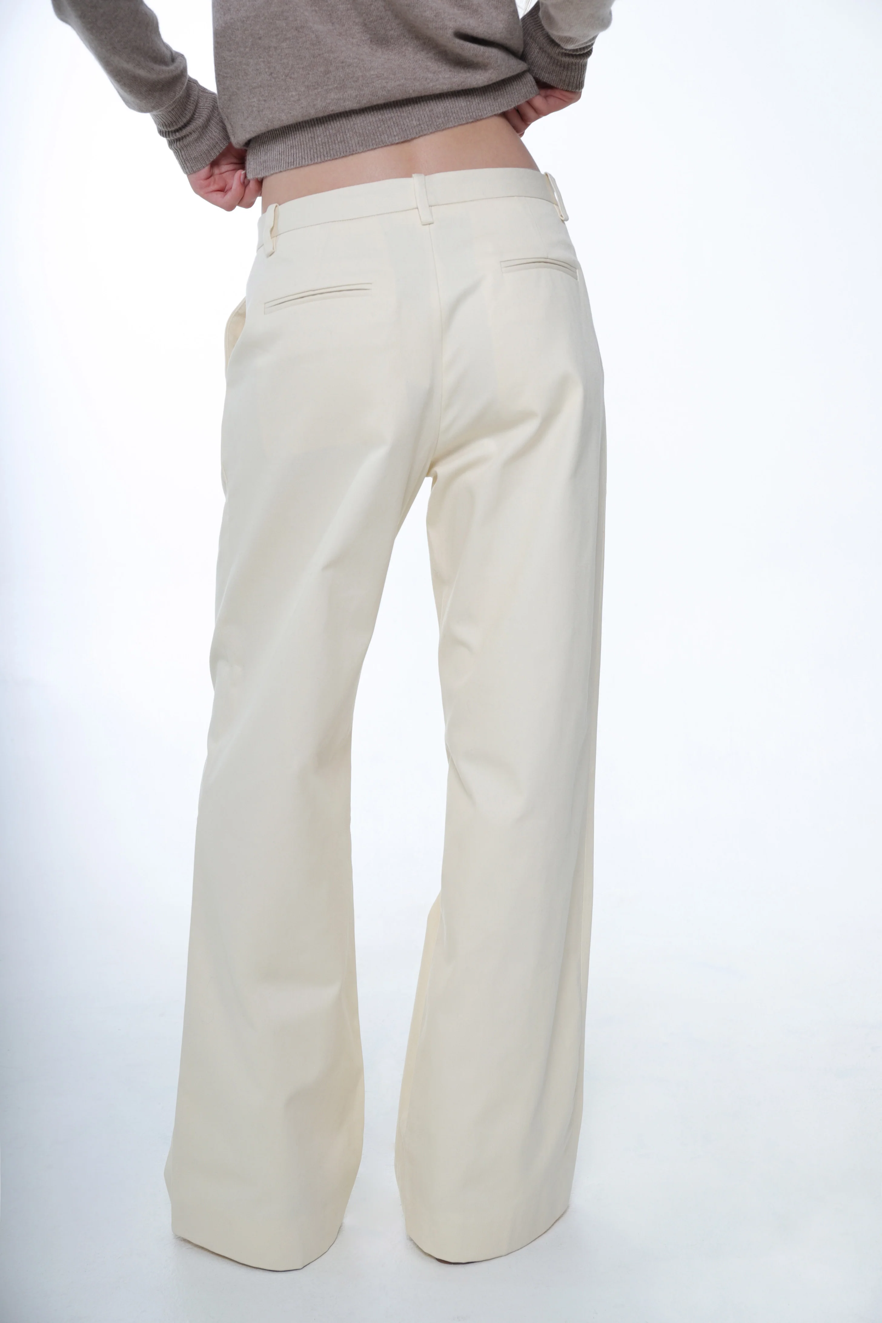 GLASS PANT IN CREAM - Image 4
